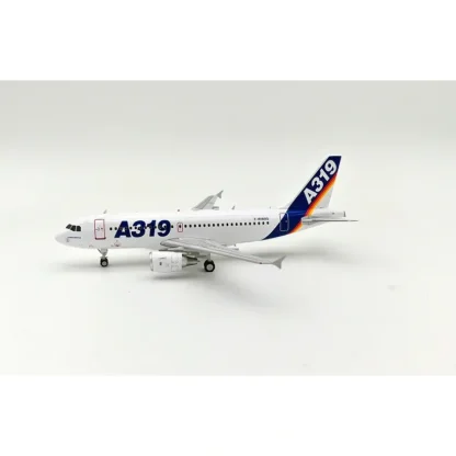 InFlight IFAIRBUS319 1:200 Airbus A319-114 F-WWAS - Miniature Marvels: Airplane Models & Painted Dice* Airplane Model