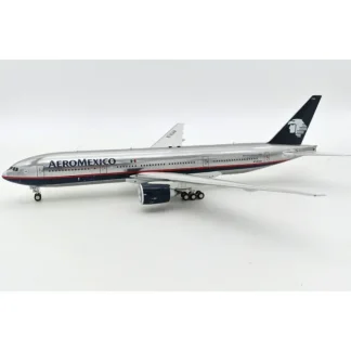 InFlight200 IF772AM1023P AeroMexico Boeing 777-2Q8/ER N745AM Polished - Miniature Marvels: Airplane Models & Painted Dice* Airplane Model