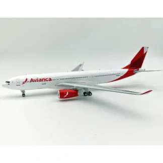 InFlight IF332AV0823 1:200 Avianca Airbus A330-243 N968AV - Miniature Marvels: Airplane Models & Painted Dice* Airplane Model