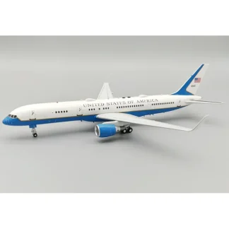 Inflight IFC32USA04 1:200 USAF Boeing C-32A 98-0001 - Miniature Marvels: Airplane Models & Painted Dice* Airplane Model