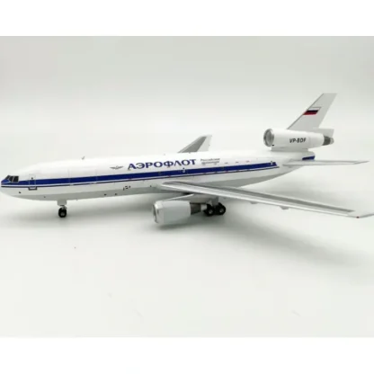 *InFlight IFDC10SU819 1:200 Aeroflot McDonnell Douglas DC-10 - Miniature Marvels: Airplane Models & Painted Dice* Airplane Model
