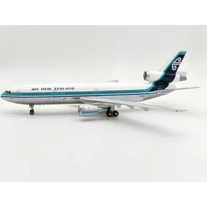 Inflight IFDC10ZK0323P 1:200 Air New Zealand McDonnell Douglas DC-10-30 - Miniature Marvels: Airplane Models & Painted Dice* Airplane Model