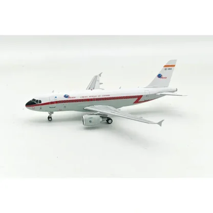 InFlight200 IF319EC0124 Iberia Airbus A319-111 EC-KKS - Miniature Marvels: Airplane Models & Painted Dice* Airplane Model