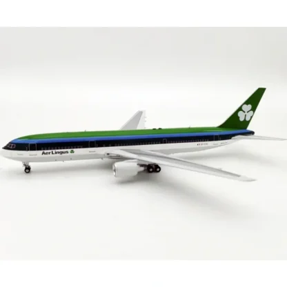 InFlight IF763EI0621 1:200 Aer Lingus Boeing 767-300 - Miniature Marvels: Airplane Models & Painted Dice* Airplane Model