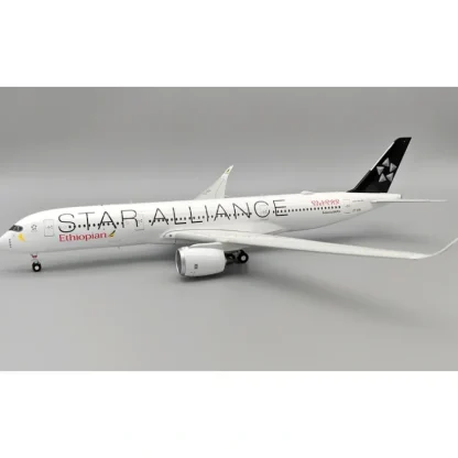 InFlight200 IF359ET0324 Star Alliance (Ethiopian Airlines) Airbus A350-941 ET-AYN - Miniature Marvels: Airplane Models & Painted Dice* Airplane Model