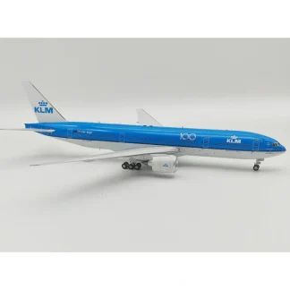 Inflight IF772KL0822 1:200 KLM Boeing 777-206ER - Miniature Marvels: Airplane Models & Painted Dice* Airplane Model