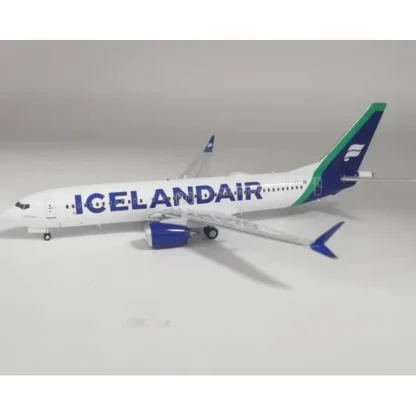 Inflight IF738MFI0722 1:200 Iceland Air Boeing 737 MAX 8 - Miniature Marvels: Airplane Models & Painted Dice* Airplane Model