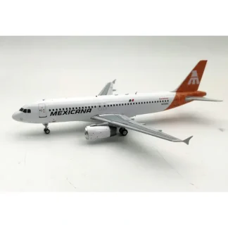 Inflight IF320MX0723 1:200 Mexicana Airbus A320-231 N230RX - Miniature Marvels: Airplane Models & Painted Dice* Airplane Model