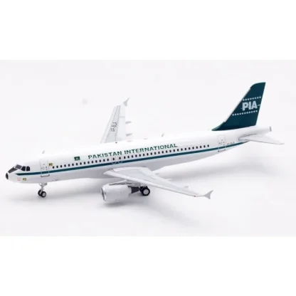 InFlight IF320PK0824 1:200 Aircraft Pakistan International Airlines - PIA Airbus A320-214 AP-BLA - Miniature Marvels: Airplane Models & Painted Dice* Airplane Model