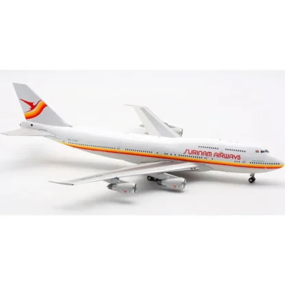 InFlight IF743PY0622 1:200 Surinam Airways Boeing 747-300 PZ-TCM - Miniature Marvels: Airplane Models & Painted Dice* Airplane Model