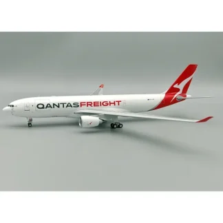 Inflight IF332QF0224 1:200 Qantas Freight A330-200 VH-EBE - Miniature Marvels: Airplane Models & Painted Dice* Airplane Model