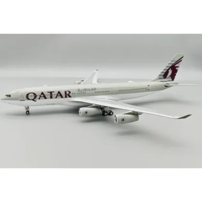 Inflight IF342QT0124 1:200 Qatar Airways Airbus A340-211 A7-HHK - Miniature Marvels: Airplane Models & Painted Dice* Airplane Model