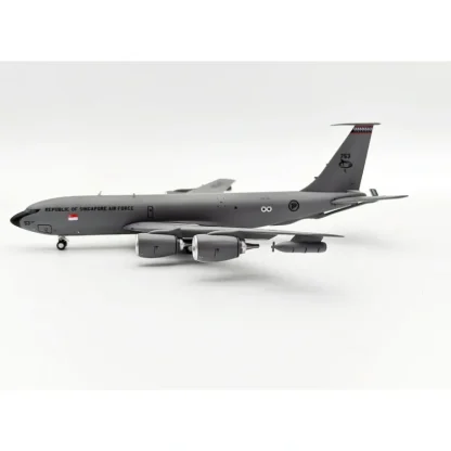 *InFlight200 IF135RSAF753 KC-135R Singapore-Air Force 753 - Miniature Marvels: Airplane Models & Painted Dice* Airplane Model