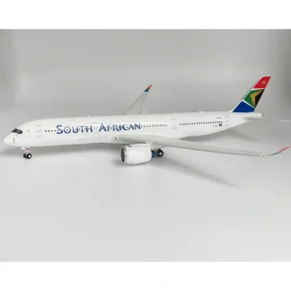 Inflight IF359SA0823 1:200 South African Airways Airbus A350-900 ZS-SDD - Miniature Marvels: Airplane Models & Painted Dice* Airplane Model