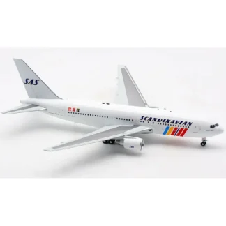 InFlight IF762SK0721 1:200 SAS Boeing 767-200 LN-RCC - Miniature Marvels: Airplane Models & Painted Dice* Airplane Model