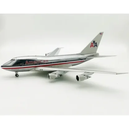 *InFlight IF74SPAA1021P 1:200 American Airlines Boeing 747SP - Miniature Marvels: Airplane Models & Painted Dice* Airplane Model