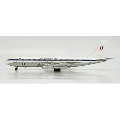 *Inflight IFSQMOO1P 1:200 RAAF Boeing 707 - Miniature Marvels: Airplane Models & Painted Dice* Airplane Model