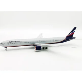 *Inflight IF773SU1021 1:200 Aeroflot Boeing 777-300ER VP-BFC - Miniature Marvels: Airplane Models & Painted Dice* Airplane Model