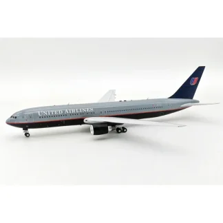 Inflight IF763UA1223 1:200 United Airlines Boeing 767-300 N670UA - Miniature Marvels: Airplane Models & Painted Dice* Airplane Model