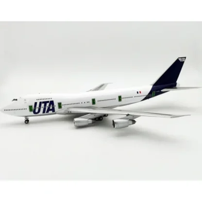 InFlight IF742UTA1119 1:200 UTA Boeing 747-2B3BM - Miniature Marvels: Airplane Models & Painted Dice* Airplane Model