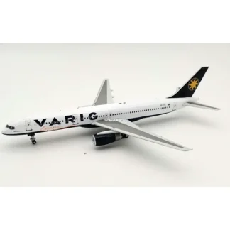 *InFlight IF752VG1220 1:200 Varig Boeing 757-200 PP-VTT - Miniature Marvels: Airplane Models & Painted Dice* Airplane Model