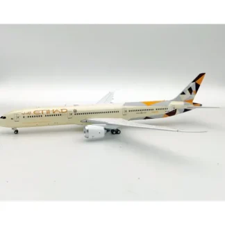 InFlight IF78XEY1220 1:200 Etihad Airways Boeing 787-10 - Miniature Marvels: Airplane Models & Painted Dice* Airplane Model