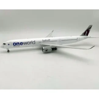 Inflight IF35XQR0822 1:200 Qatar Airways Airbus A350-1000 "One World" - Miniature Marvels: Airplane Models & Painted Dice* Airplane Model
