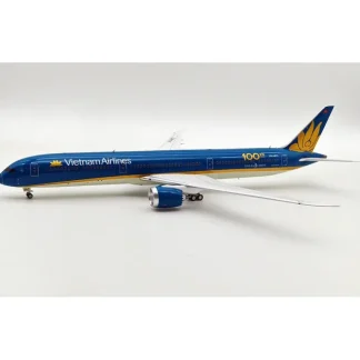 Inflight IF78XVN1223 1:200 Vietnam Airlines Boeing 787-10 Dreamliner VN-A873 - Miniature Marvels: Airplane Models & Painted Dice* Airplane Model