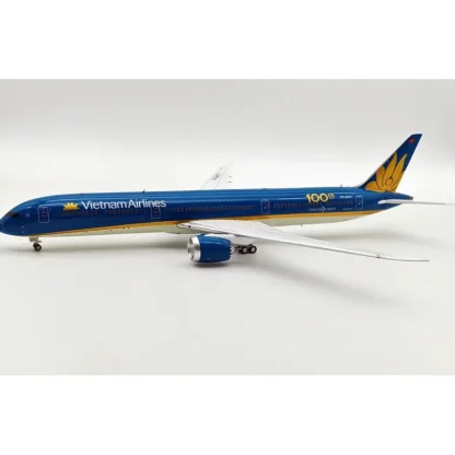 Inflight IF78XVN1223 1:200 Vietnam Airlines Boeing 787-10 Dreamliner VN-A873 - Miniature Marvels: Airplane Models & Painted Dice* Airplane Model