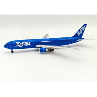 Inflight IF763Z41023 1:200 Zoom Airlines Boeing 767-306/ER C-GZNC - Miniature Marvels: Airplane Models & Painted Dice* Airplane Model