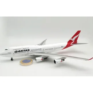 *InFlight QANTAS747FARELL 1:200 Qantas Boeing 747-400 - Miniature Marvels: Airplane Models & Painted Dice* Airplane Model