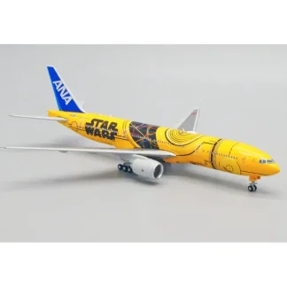 Jc Wings 1:400 ANA Boeing 777-200ER EW4772013 - Miniature Marvels: Airplane Models & Painted Dice* Airplane Model