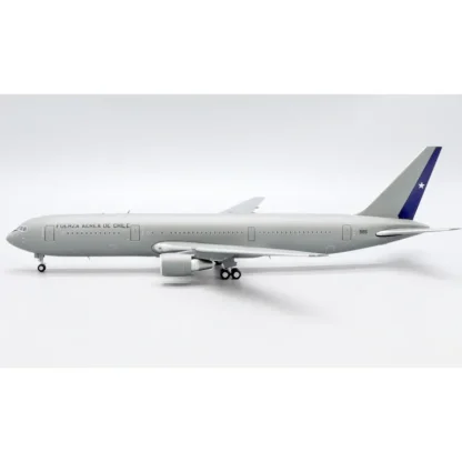 JC Wings 1:200 Chilean Air Force Boeing 767-300 LH2254 - Miniature Marvels: Airplane Models & Painted Dice* Airplane Model