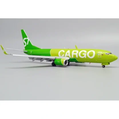 Jc Wings 1:200 S7 Cargo Boeing 737-800BCF LH2302A (Flaps Down) - Miniature Marvels: Airplane Models & Painted Dice* Airplane Model