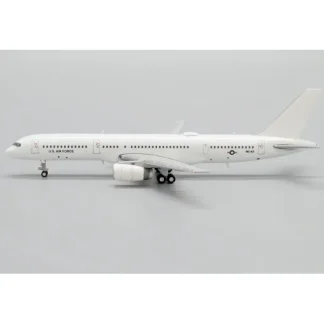 JC Wings 1:400 USAF Boeing C-32B LH4253 - Miniature Marvels: Airplane Models & Painted Dice* Airplane Model