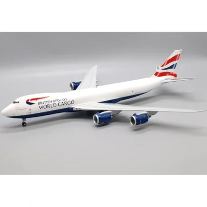 JC Wings EW2748006 1:200 British Airways World Cargo Boeing 747-8F - Miniature Marvels: Airplane Models & Painted Dice* Airplane Model