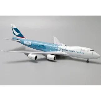 JC Wings EW4748005 1:400 Cathay Pacific Cargo Boeing 747-8F - Miniature Marvels: Airplane Models & Painted Dice* Airplane Model
