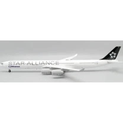 JC Wings EW2346004 1:200 Lufthansa Airbus A340-600 "Star Alliance" D-AIHC - Miniature Marvels: Airplane Models & Painted Dice* Airplane Model