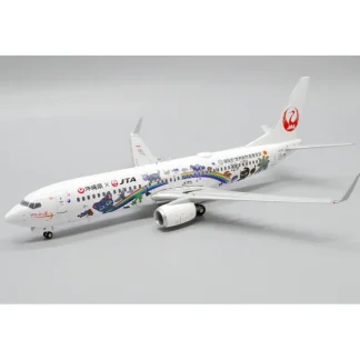 JC Wings EW2738016A 1:200 Japan Boeing 737-800 (Flaps Down) - Miniature Marvels: Airplane Models & Painted Dice* Airplane Model