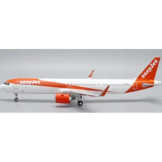 JC Wings EW221N004 1:200 EasyJet Airbus A321neo G-UZME - Miniature Marvels: Airplane Models & Painted Dice* Airplane Model