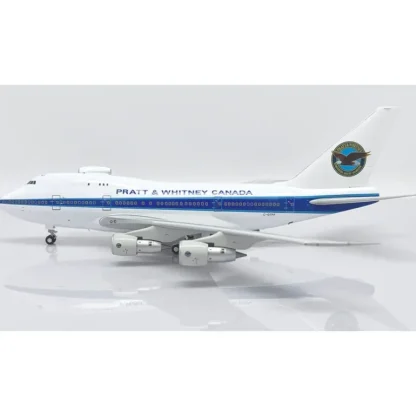 Jc Wings JC2PWC0286 1:200 Pratt & Whitney Canada Boeing 747SP - Miniature Marvels: Airplane Models & Painted Dice* Airplane Model