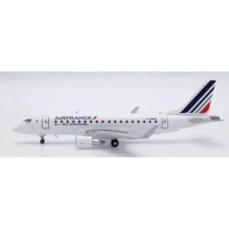JC Wings JC4RAE0122 1:400 Air France Regional Embraer 170LR F-HBXK - Miniature Marvels: Airplane Models & Painted Dice* Airplane Model
