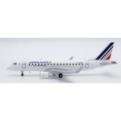 JC Wings JC4RAE0122 1:400 Air France Regional Embraer 170LR F-HBXK - Miniature Marvels: Airplane Models & Painted Dice* Airplane Model