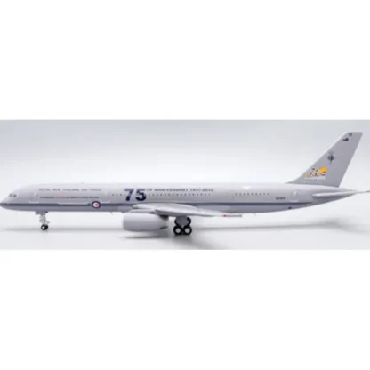 JC Wings JC2RNAF0033 1:200 Royal New Zealand Air Force Boeing 757-200 NZ7571 "75th Anniversary" - Miniature Marvels: Airplane Models & Painted Dice* Airplane Model