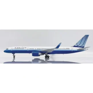 JC Wings JC2UAL0220 1:200 United Airlines Boeing 757-200 N555UA - Miniature Marvels: Airplane Models & Painted Dice* Airplane Model