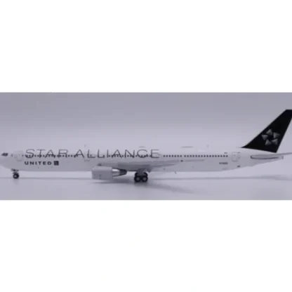 JC Wings LH4368 1:400 United Airlines Boeing 767-400ER "Star Alliance" Reg: N76055 - Miniature Marvels: Airplane Models & Painted Dice* Airplane Model