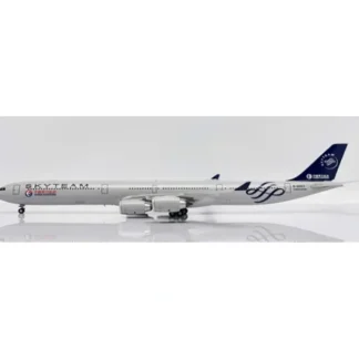 JC Wings XX20322 1:200 China Eastern Airlines Airbus A340-600 "Skyteam" B-6053 - Miniature Marvels: Airplane Models & Painted Dice* Airplane Model