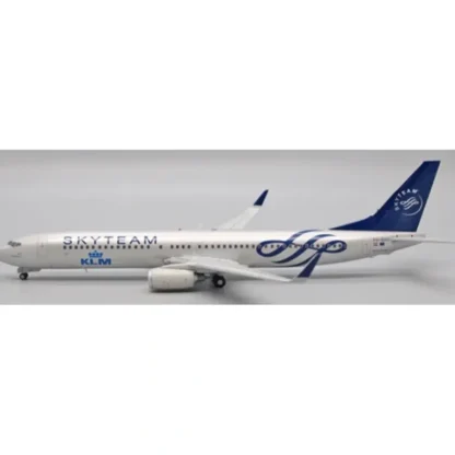 JC Wings XX20146 1:200 KLM Royal Dutch Airlines Boeing 737-900 "Skyteam" PH-BXO - Miniature Marvels: Airplane Models & Painted Dice* Airplane Model