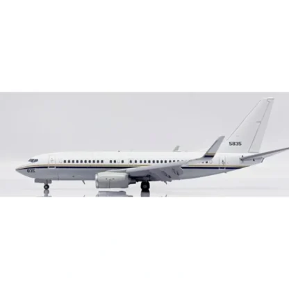 JC Wings XX20278 1:200 US Navy Boeing C-40A Clipper 165835 - Miniature Marvels: Airplane Models & Painted Dice* Airplane Model