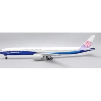 JC Wings XX20020A 1:200 China Airlines Boeing 777-300ER "Dreamliner" B-18007 (Flaps Down) - Miniature Marvels: Airplane Models & Painted Dice* Airplane Model